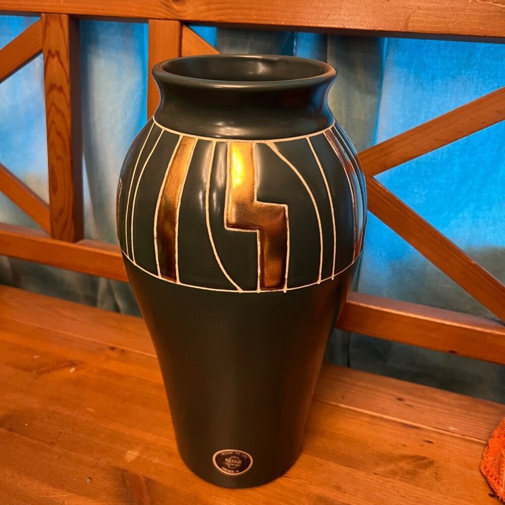 MID CENTURY HARRIS POTTERY CHICAGO CAIRO GOLD 14" FLOOR VASE GREEN -GOLD  With G